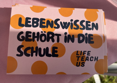 Ein Schild