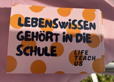 Ein Schild