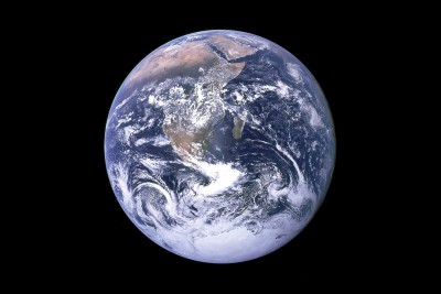 Die Erde betrachtet aus dem Weltraum